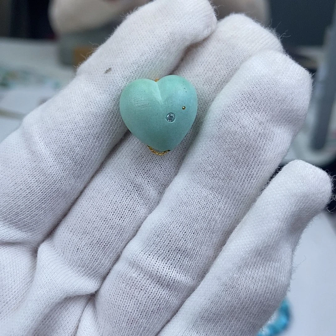 绿松石未镶嵌珠宝奇石