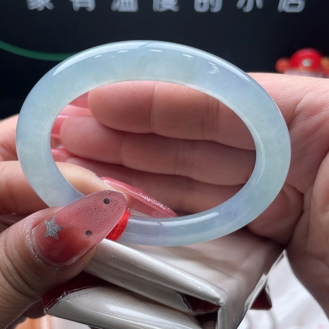 翡翠未镶嵌手镯52.7贵妃