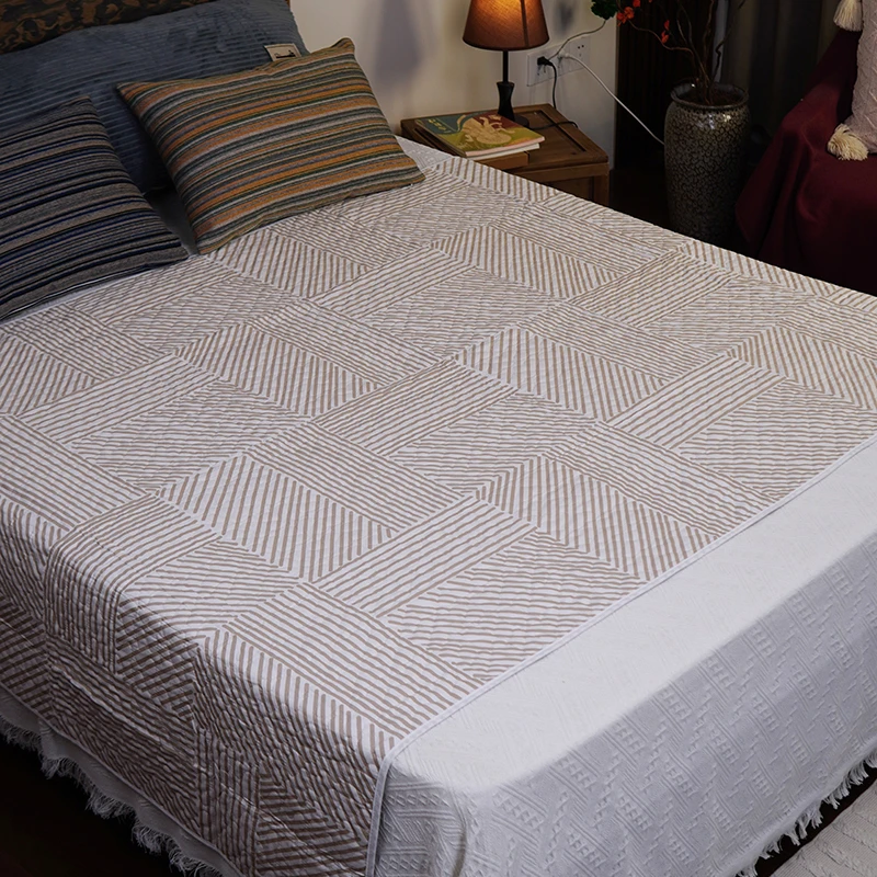 120*200双面纯棉隔脏隔油床盖四季夹棉学生宿舍床垫生理垫沙发垫