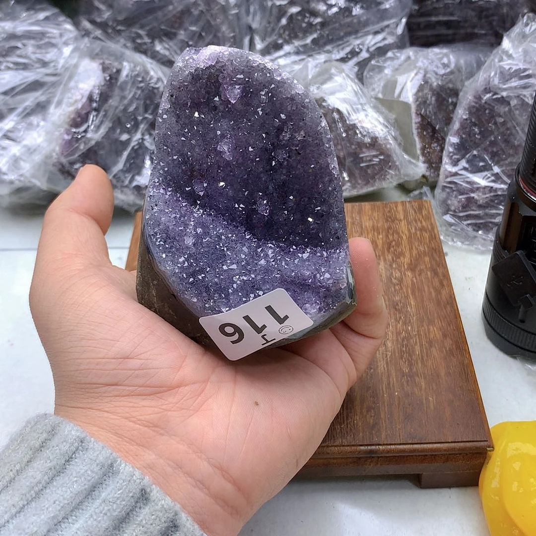 紫晶大型摆件（非配饰）未镶嵌