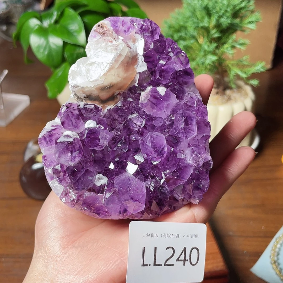 未镶嵌大型摆件（非配饰）水晶