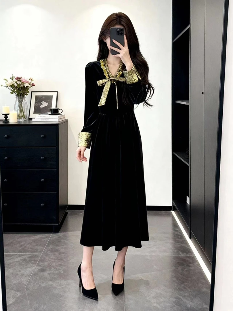 2025秋冬新款名媛小香风气质高级感新中式中国风连衣裙524