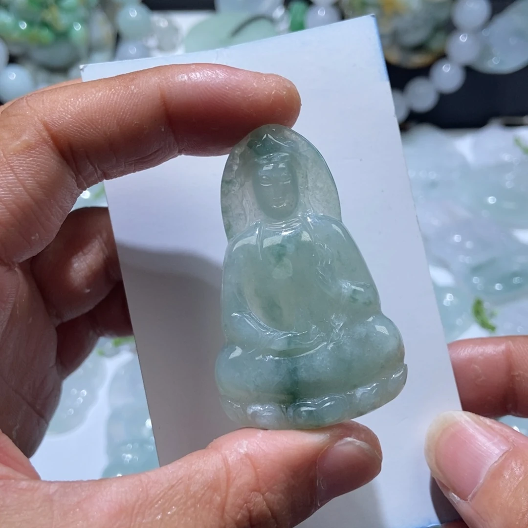 定制翡翠未镶嵌素衣观音