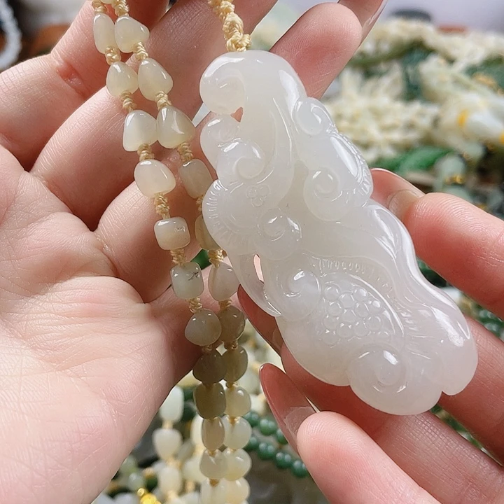 未镶嵌和田玉挂件