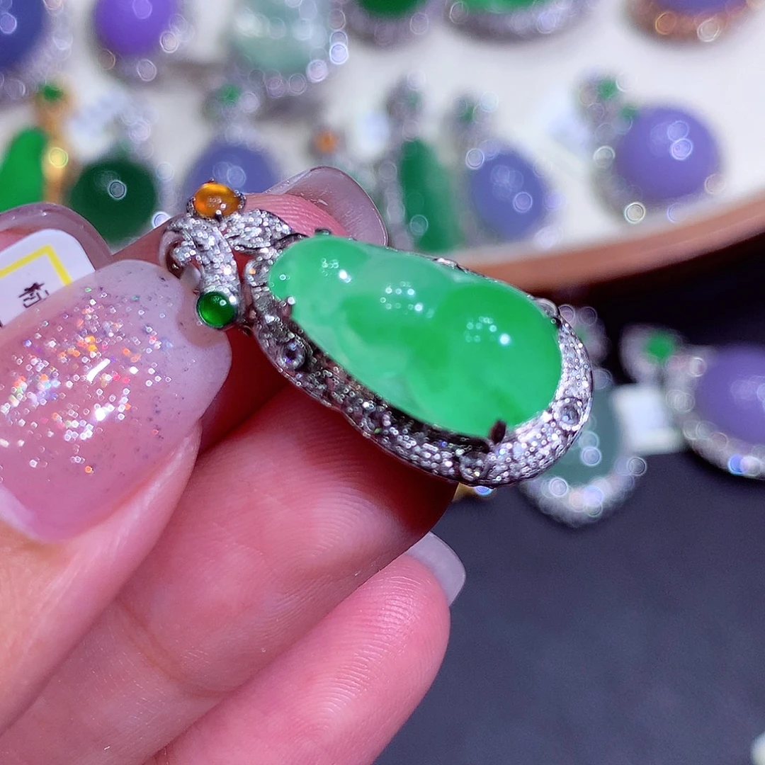 翡翠18K金镶嵌吊坠(不含链)