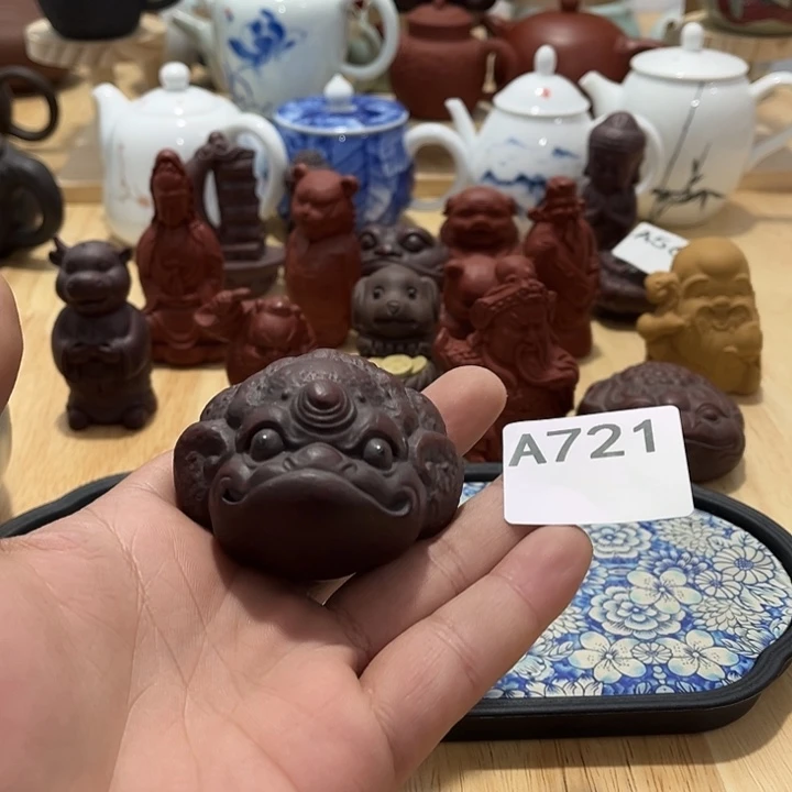 吉***姜默认微瑕瓷器、茶具、壶、摆件，介意勿拍