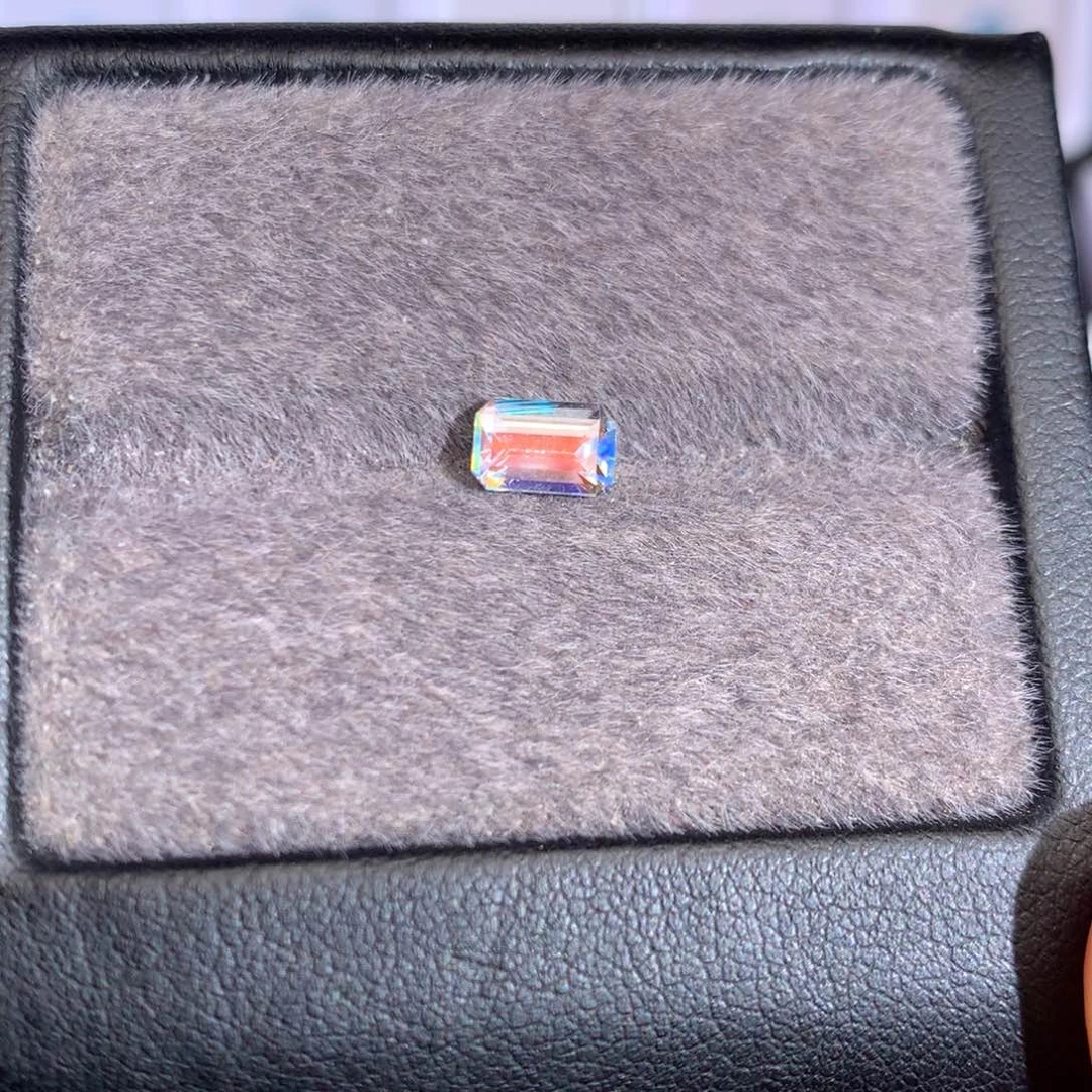 月光石裸石0.705ct