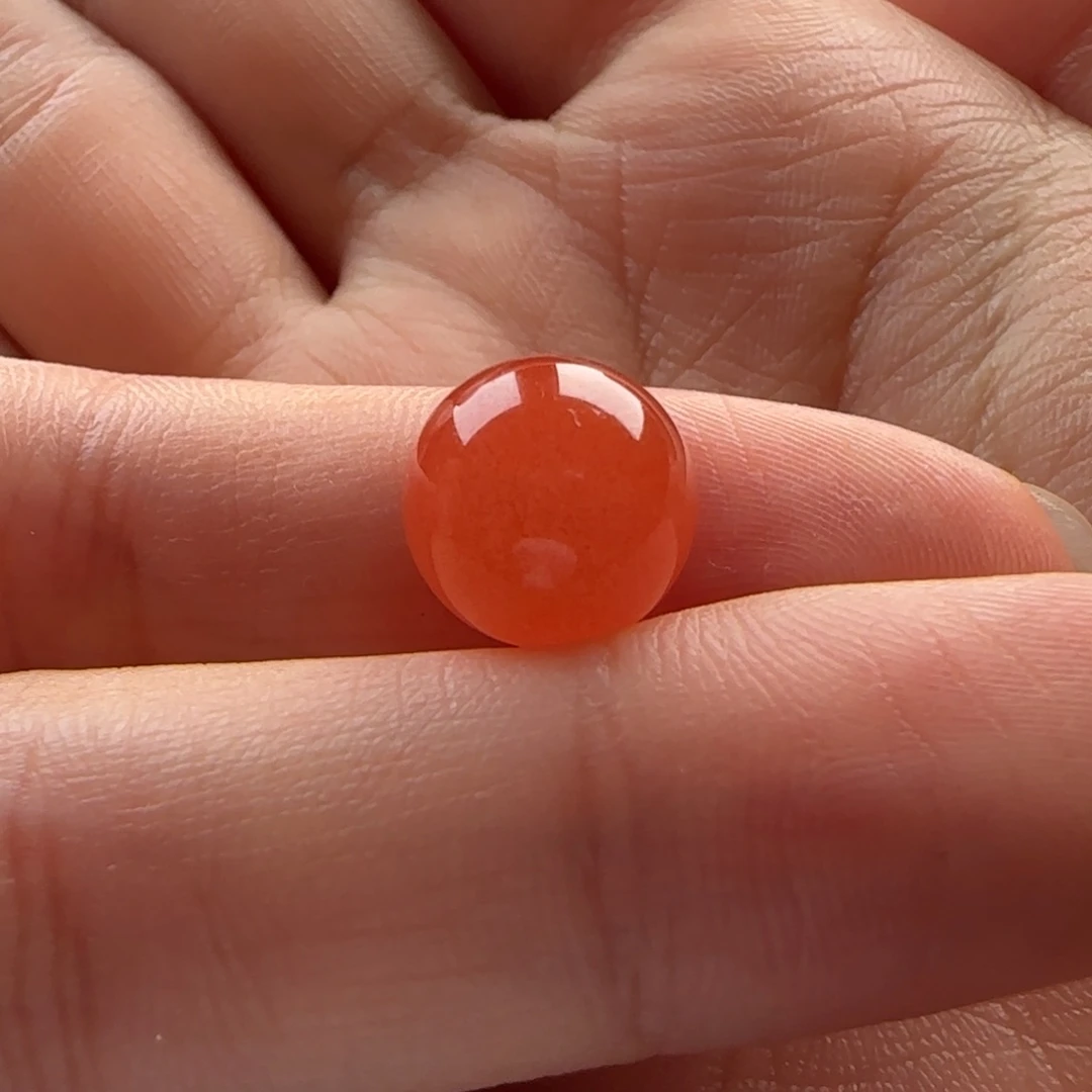 樂***于未镶嵌圆珠10.8南红玛瑙
