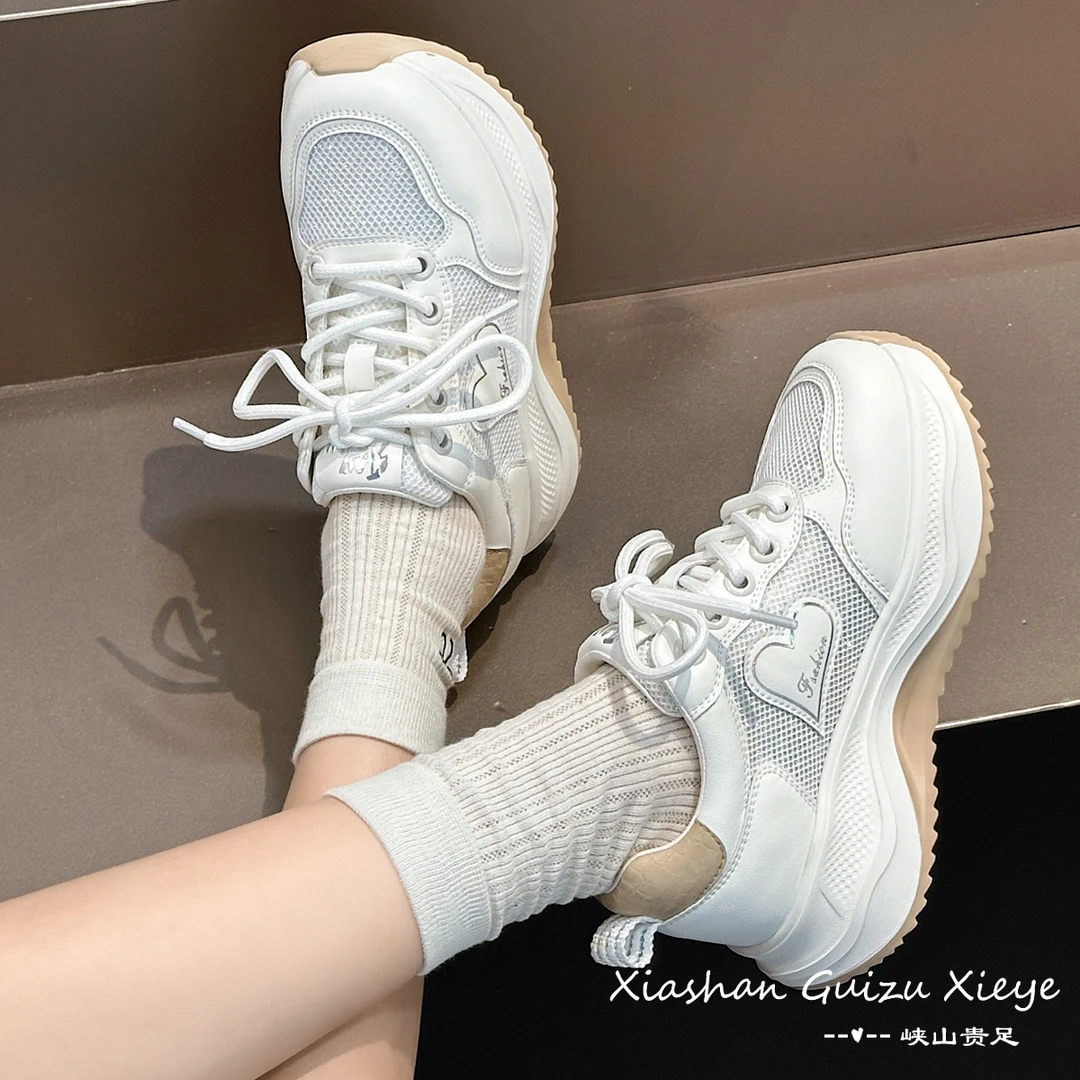 特惠  新款2025夏季透气网纱真皮软底超轻舒适休闲面包鞋 68-38