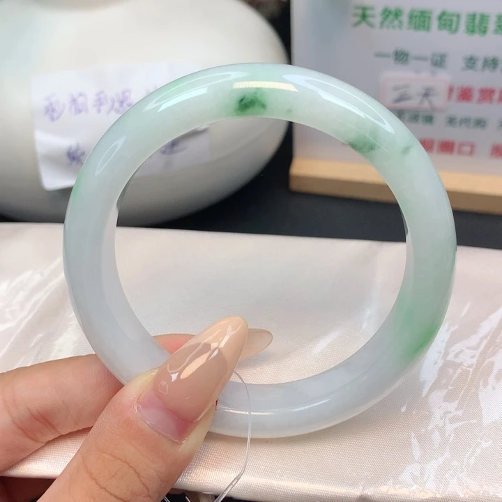 未镶嵌手镯翡翠03