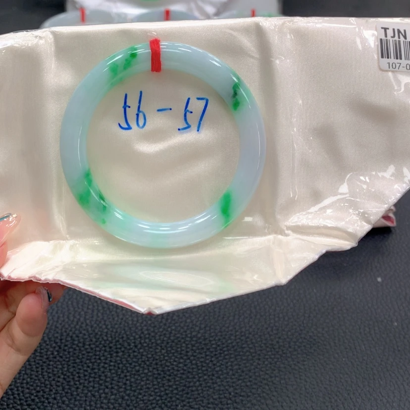 【闪购商品】翡翠手镯未镶嵌翡翠