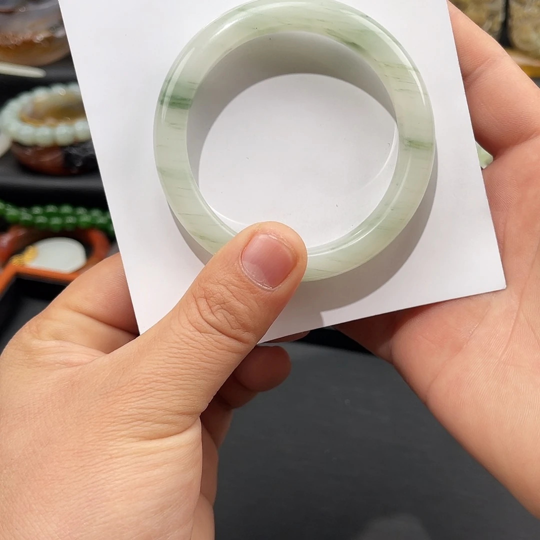 石英质玉未镶嵌手镯