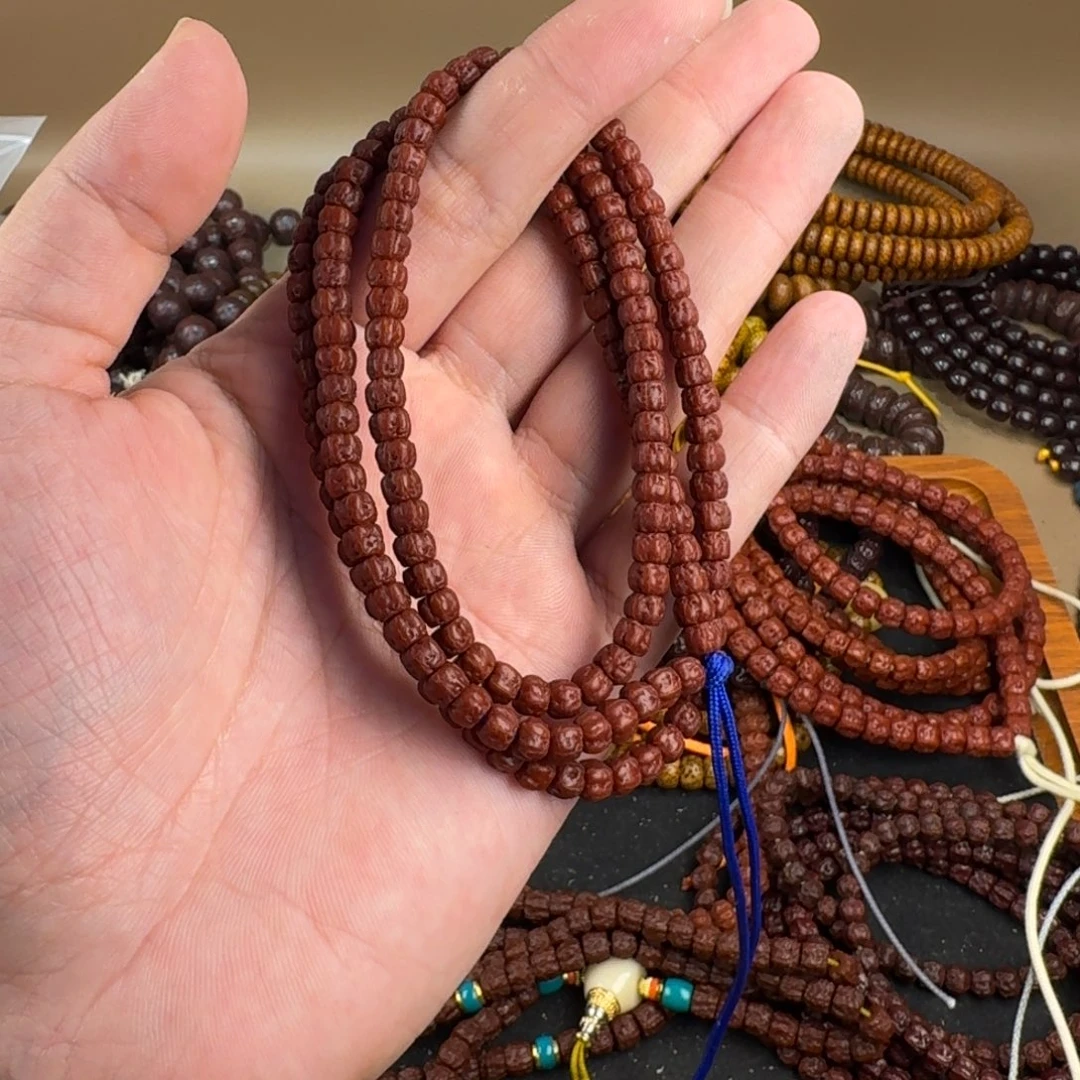 坤***」手串金刚菩提图健健康康