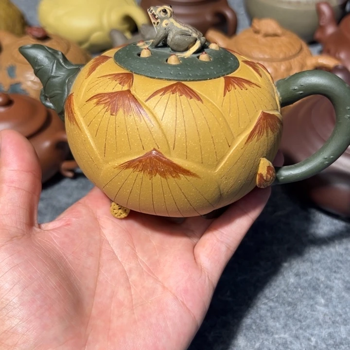 茶壶紫砂青蛙莲子