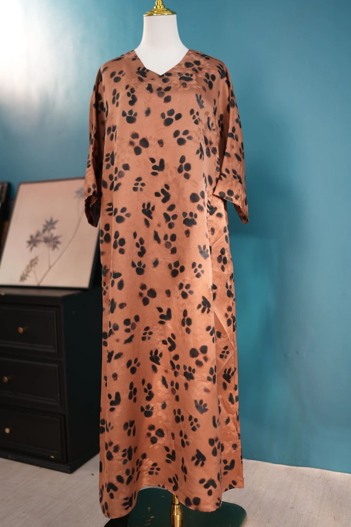 P191.V领女士袍子