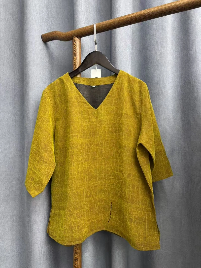 2025新款时尚休闲香云纱龟裂纹双面七分袖V领上衣C019