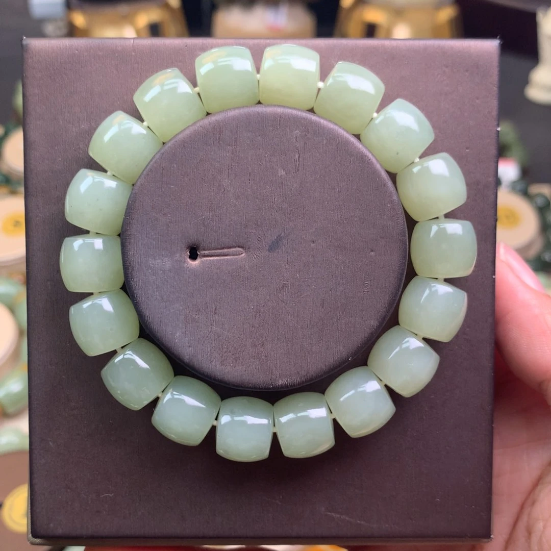 手链未镶嵌和田玉