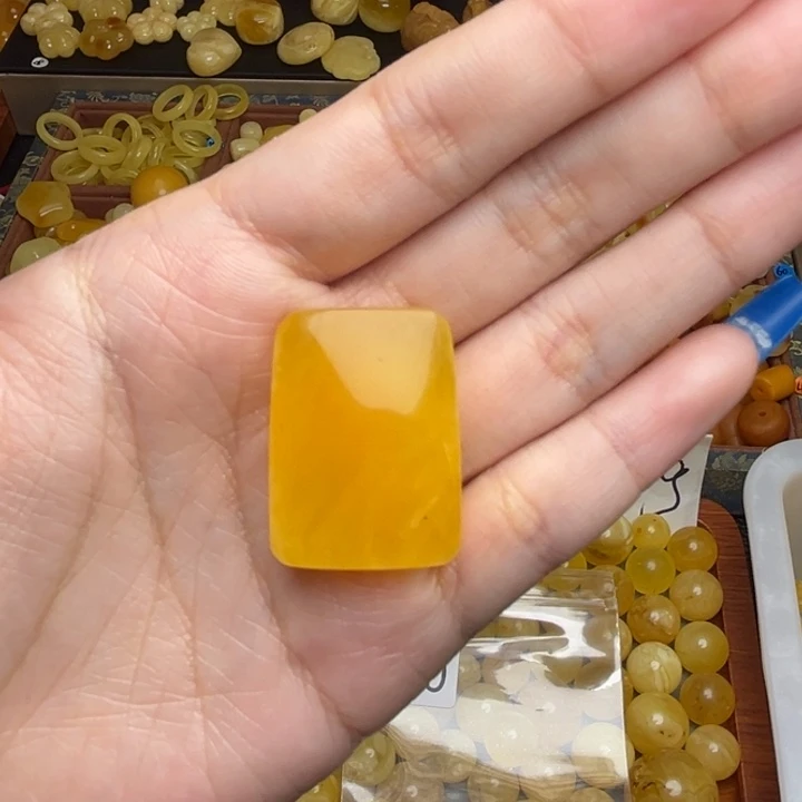 蜜蜡未镶嵌珠宝奇石180-天然蜜蜡满蜜满蜡无事牌吊坠微微瑕