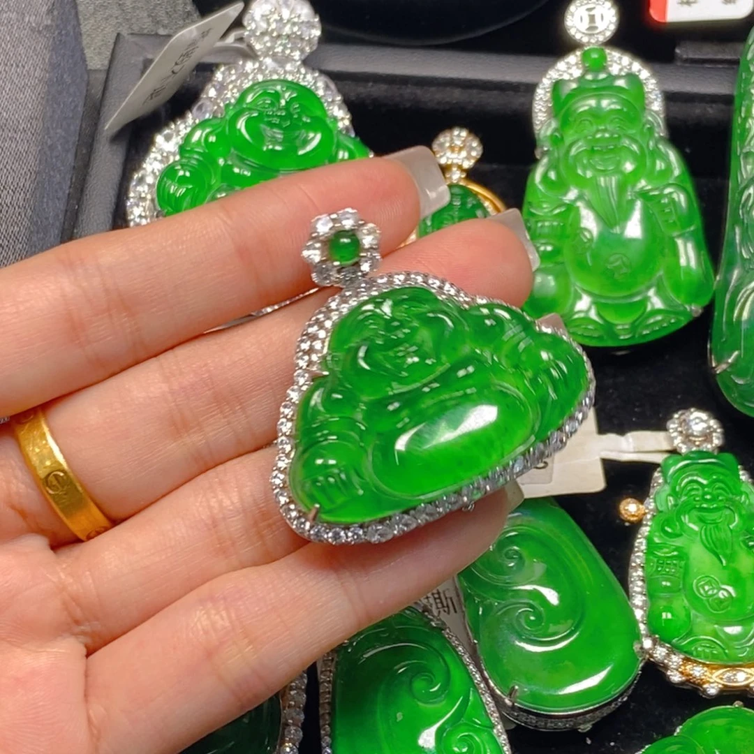 翡翠未镶嵌吊坠(不含链)