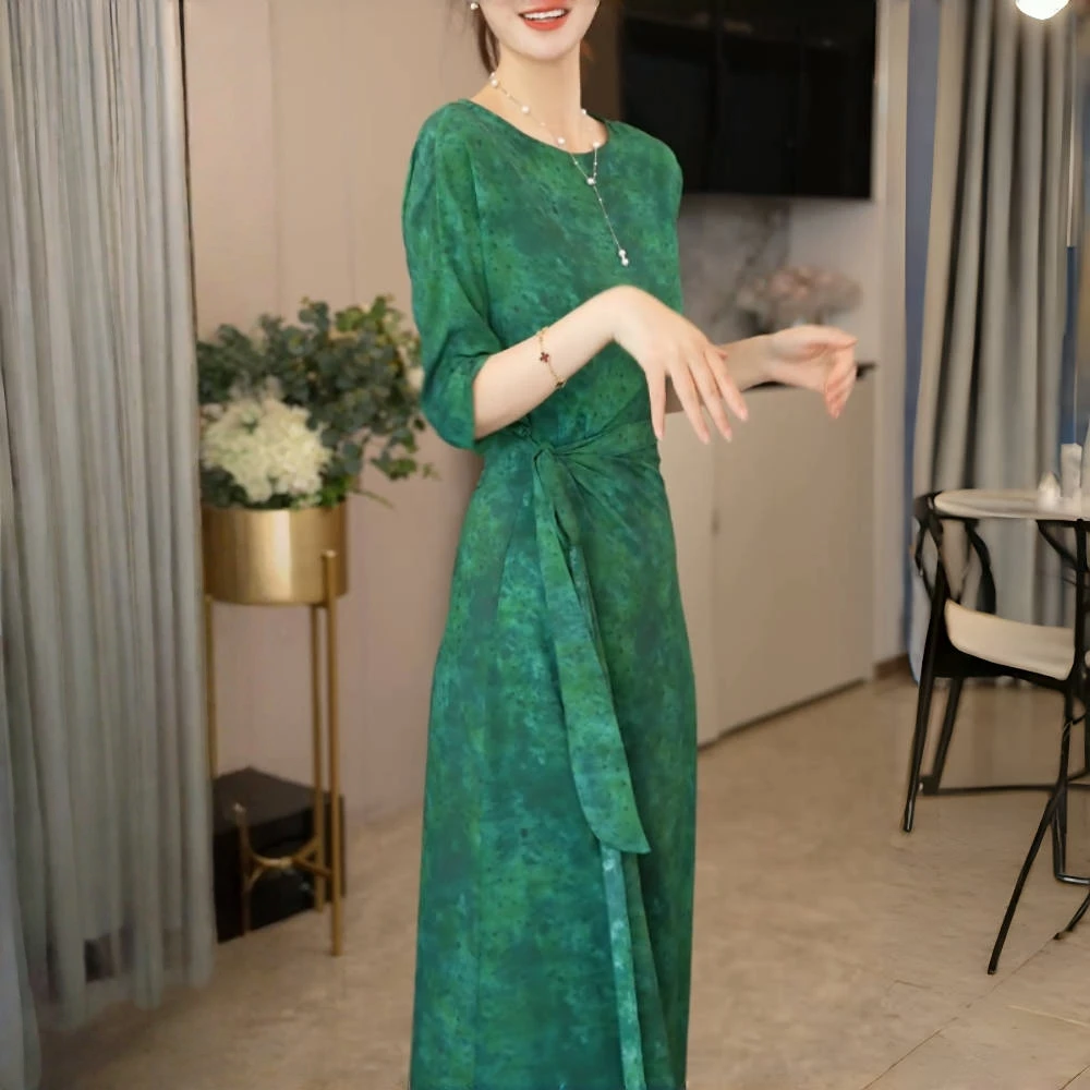 夏季绝美长裙法式气质轻奢高级感大方得体掐腰度假风绿色连衣裙女