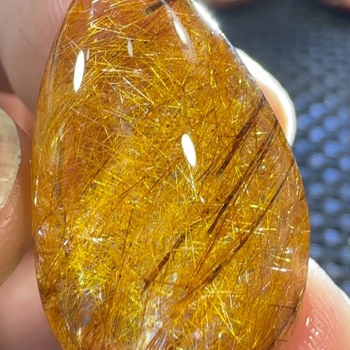 水晶吊坠(不含链)未镶嵌芳***?