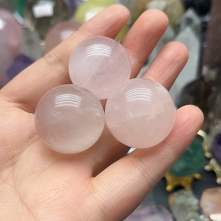未镶嵌水晶珠宝半成品90克粉水晶球