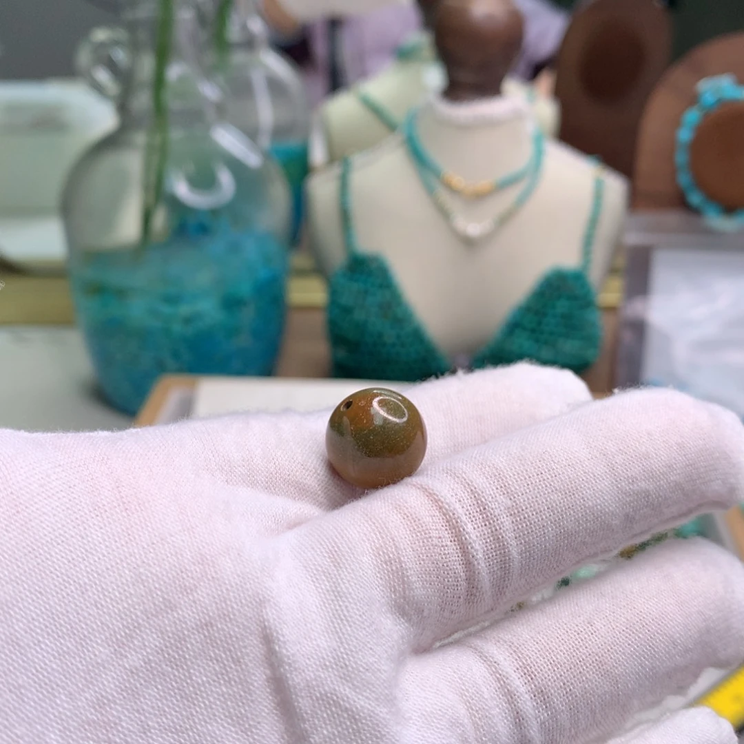 绿松石未镶嵌饰品