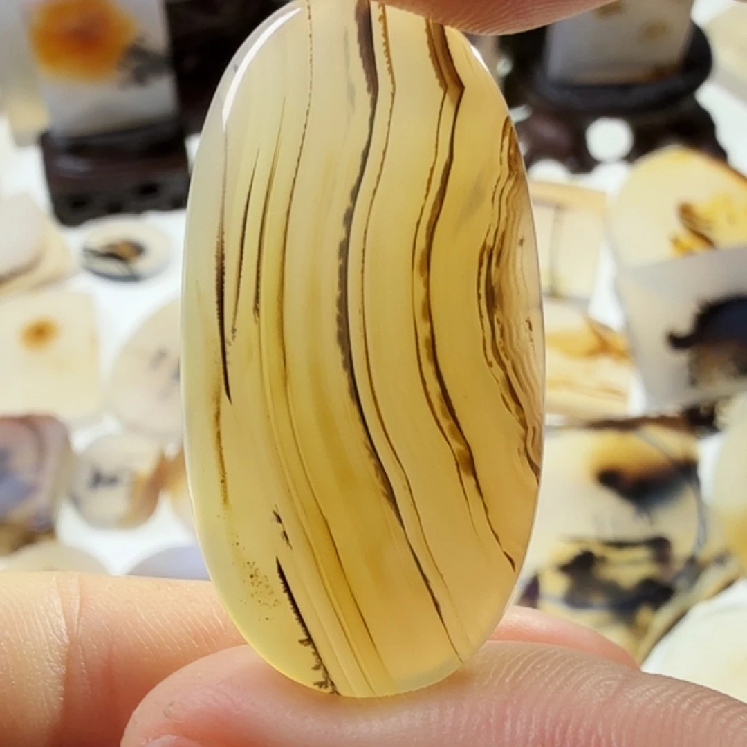 玛瑙/玉髓未镶嵌珠宝半成品
