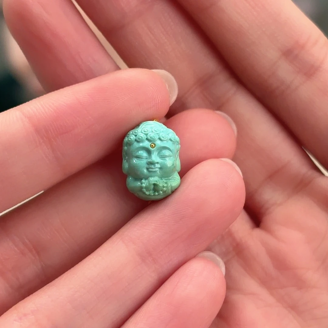 绿松石未镶嵌颈饰