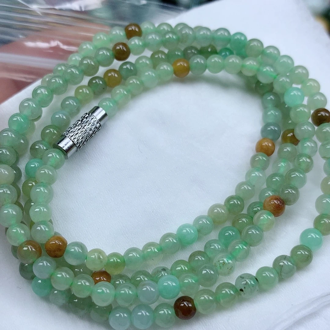 翡翠颈饰未镶嵌手串