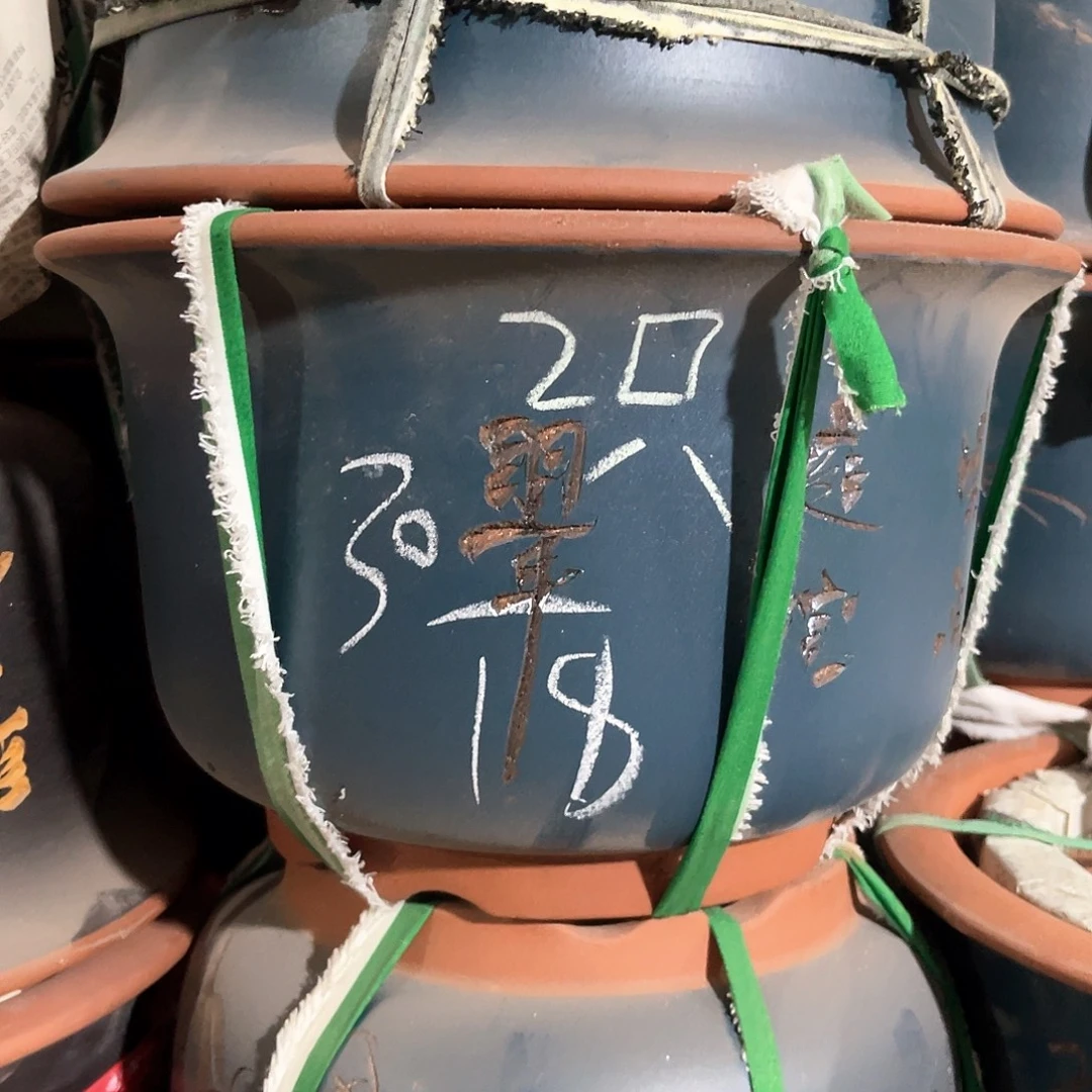 紫砂花盆金钟盆两个