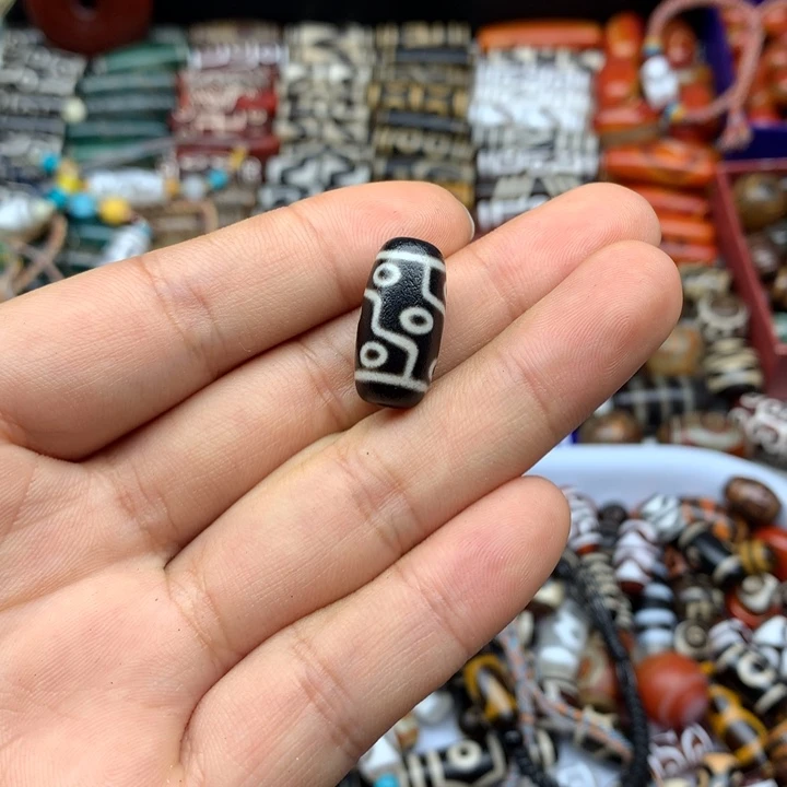 玛瑙/玉髓未镶嵌吊坠(赠链)