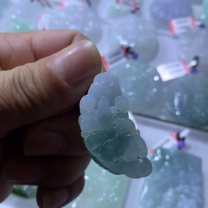 翡翠未镶嵌颈饰天然翡翠A货吊坠末镶嵌