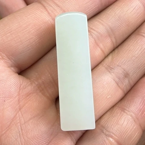 和田玉颈饰未镶嵌定制