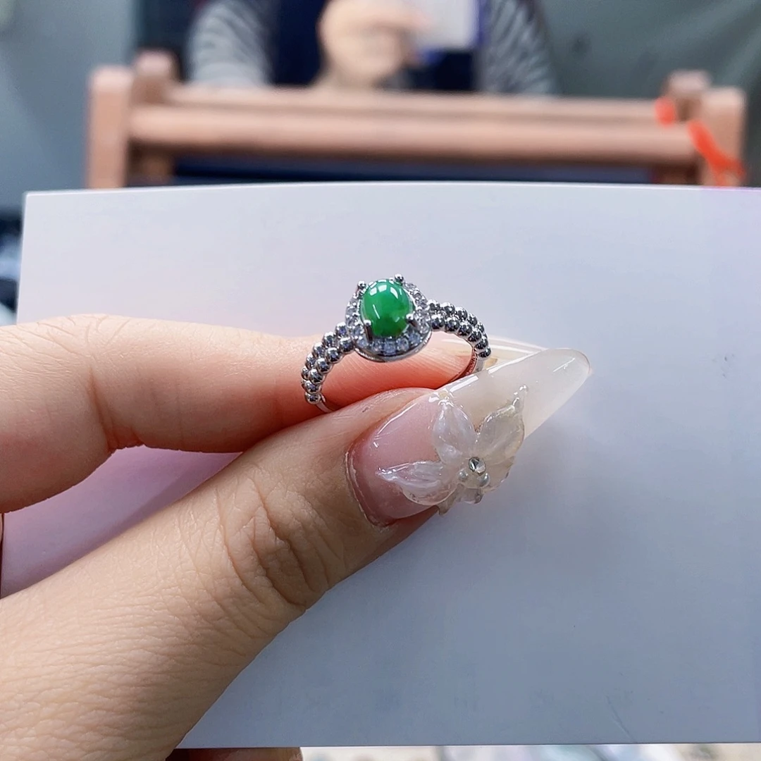 翡翠未镶嵌颈饰天然翡翠Ａ货