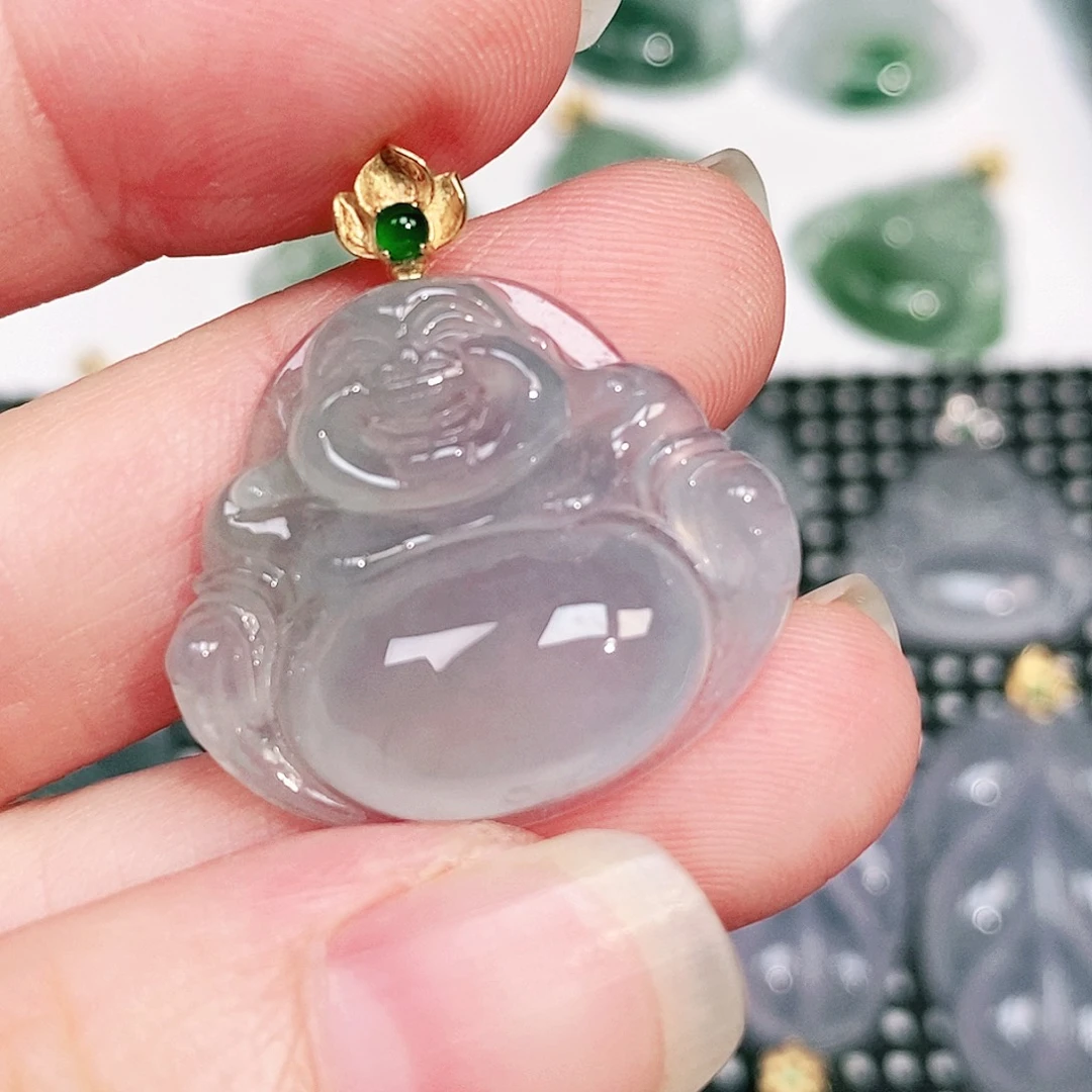颈饰18K金镶嵌翡翠