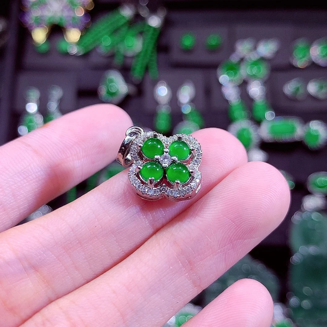 颈饰未镶嵌翡翠天然