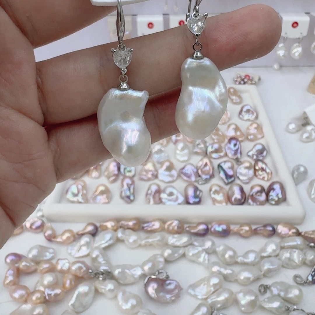 淡水珍珠足银镶嵌颈饰雨*