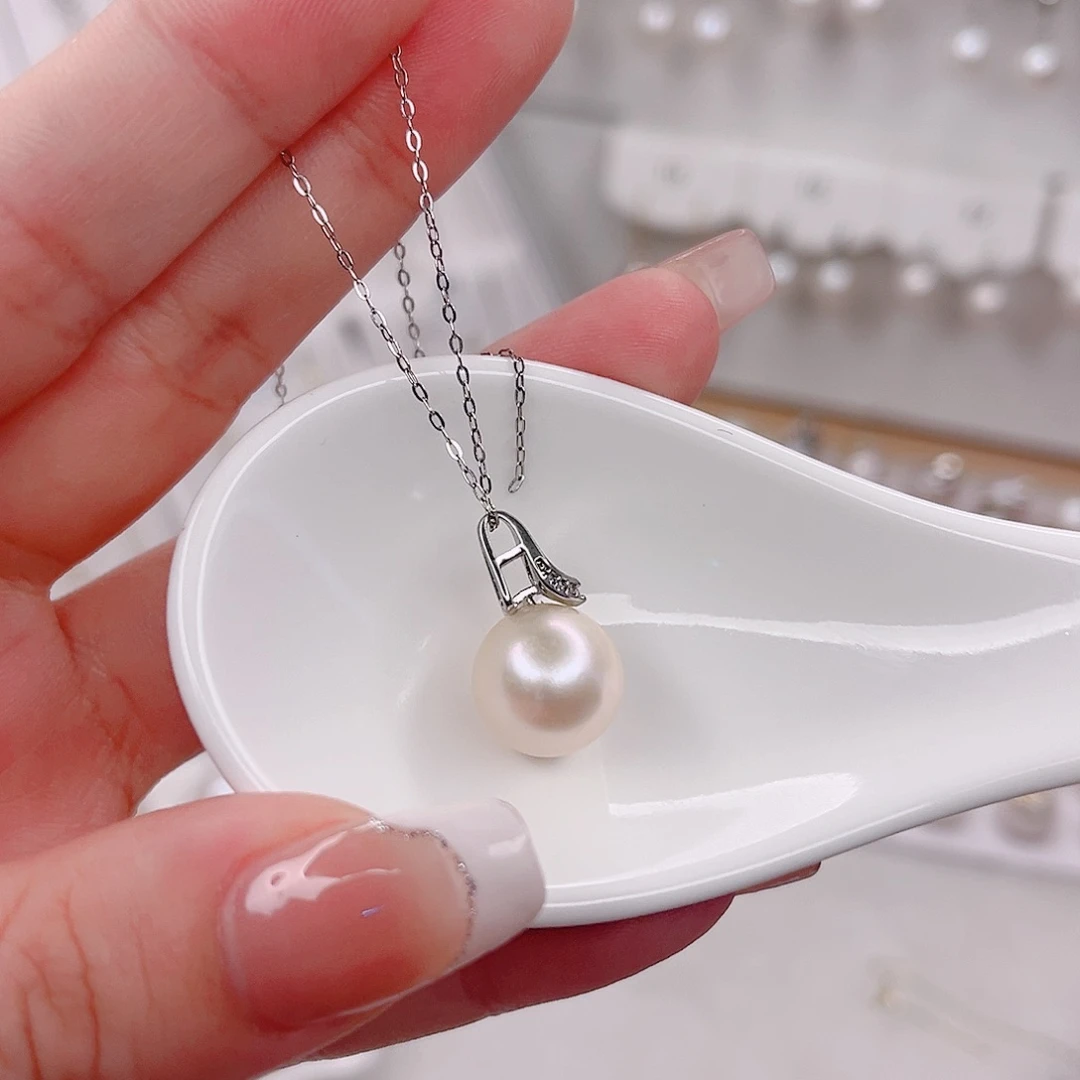 淡水珍珠未镶嵌吊坠(赠链)