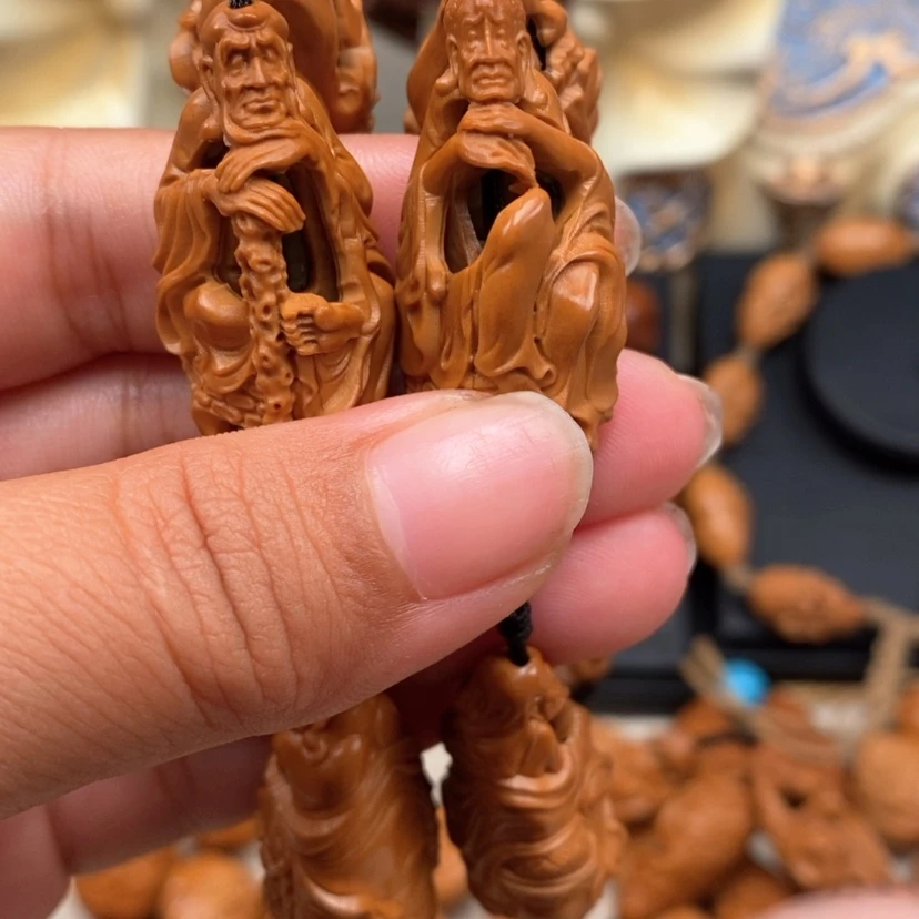 【闪购商品】橄榄核吊坠橄榄手工雕刻工艺