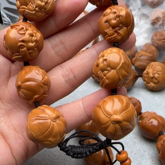 橄榄核手串肆*.雕刻工艺