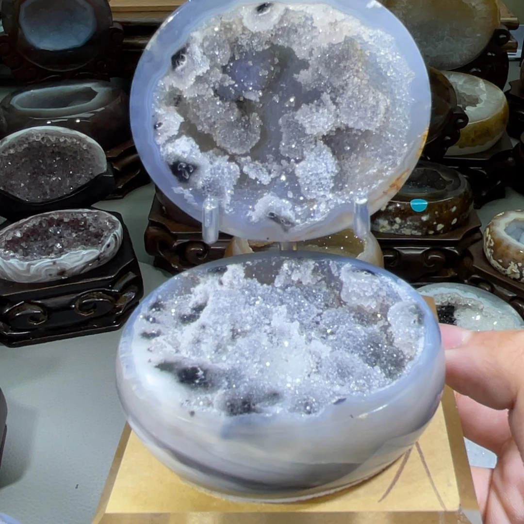 未镶嵌水晶大型摆件（非配饰）聚宝盆