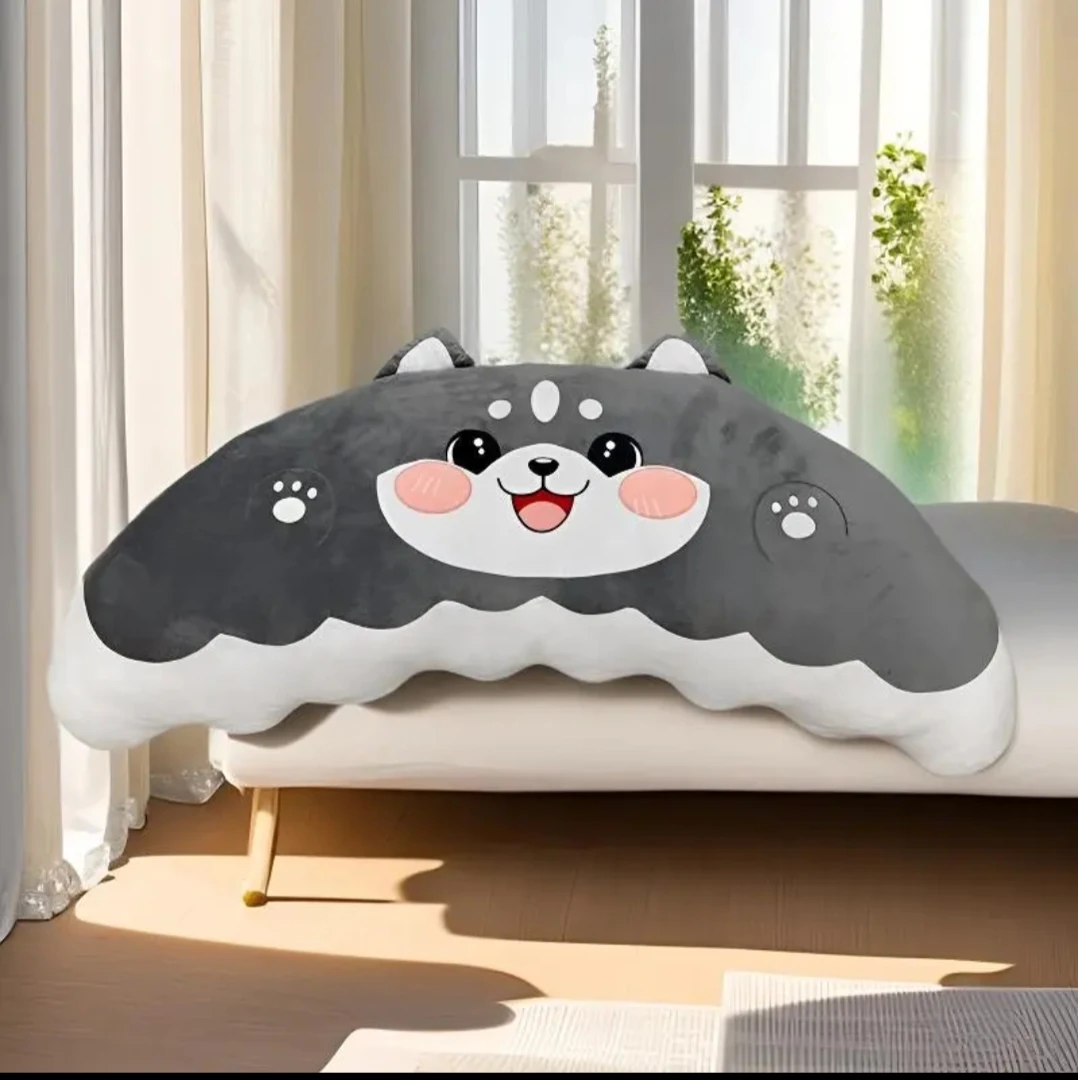 狗狗公仔睡觉靠枕创意生日礼物卧室榻榻米