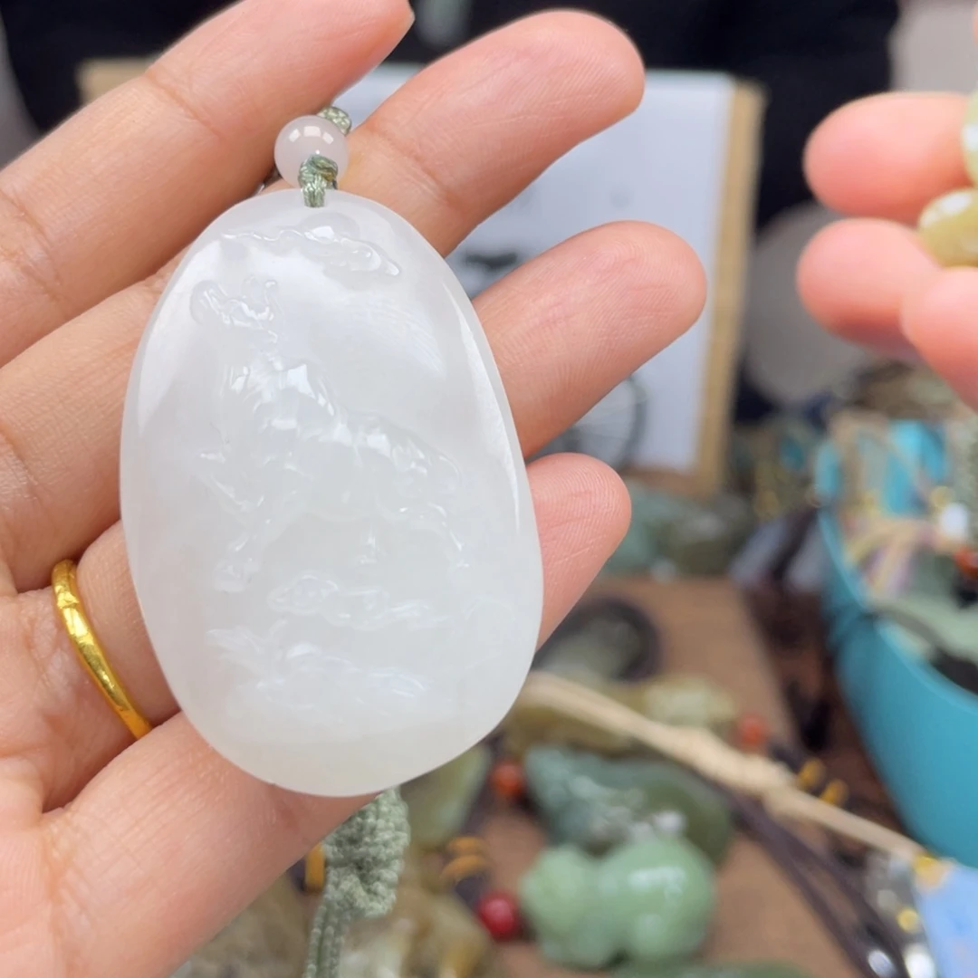 和田玉颈饰未镶嵌