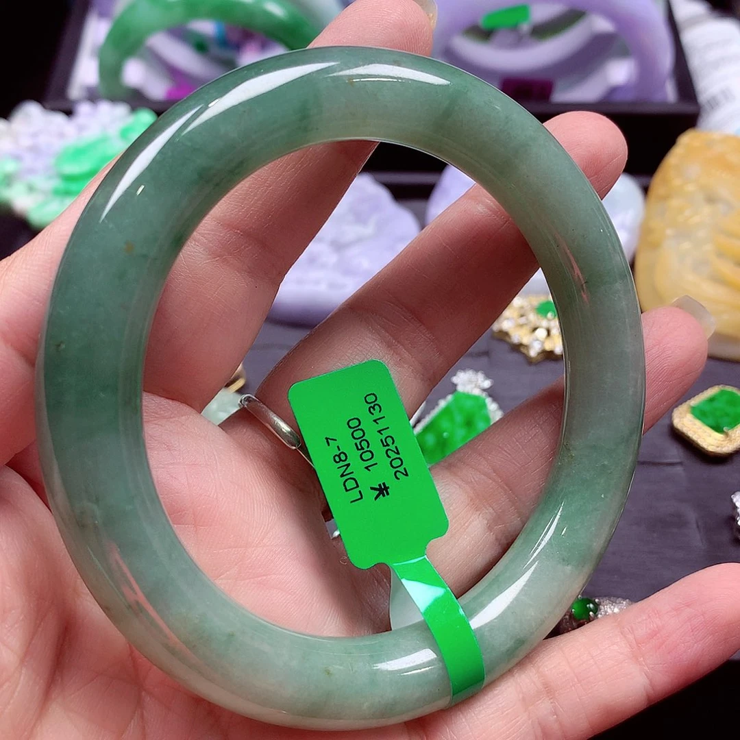 翡翠未镶嵌手镯翡翠