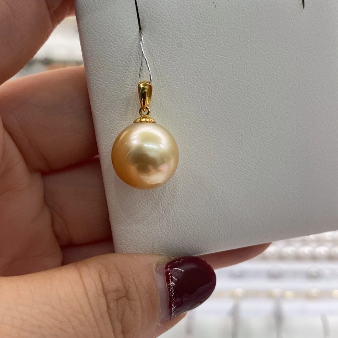 海水珍珠颈饰18K金镶嵌12-13m m