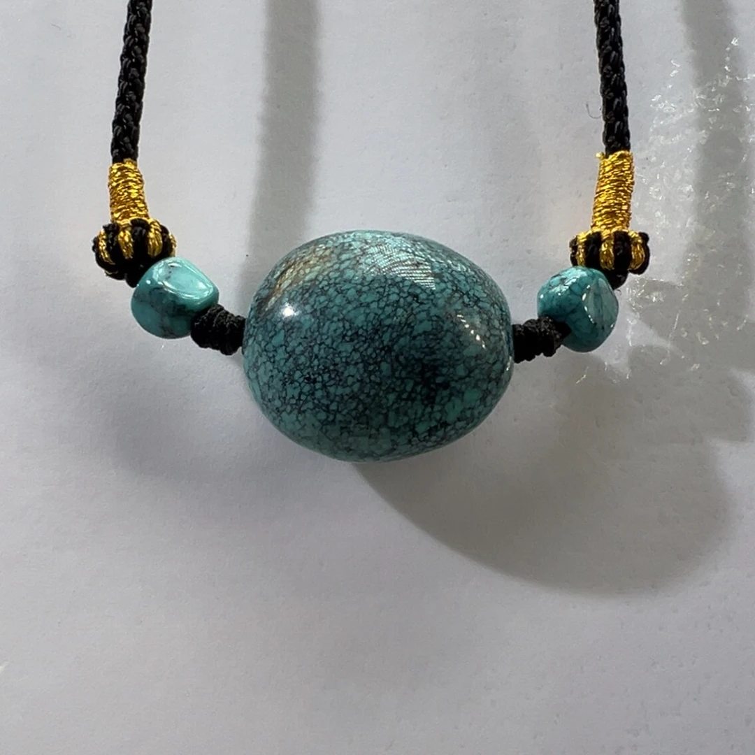 绿松石未镶嵌挂件