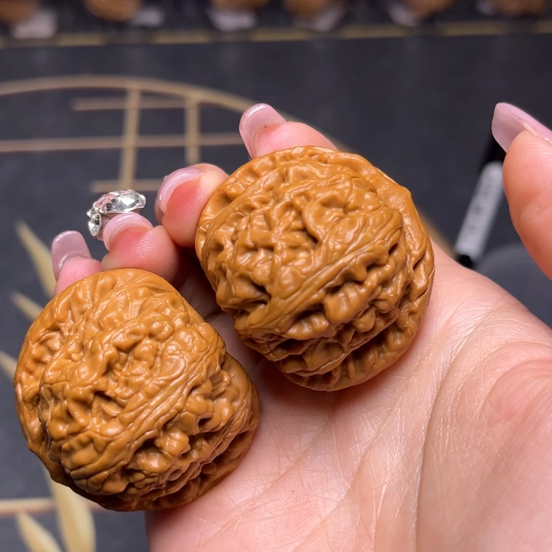 吊坠文玩核桃红锦鲤