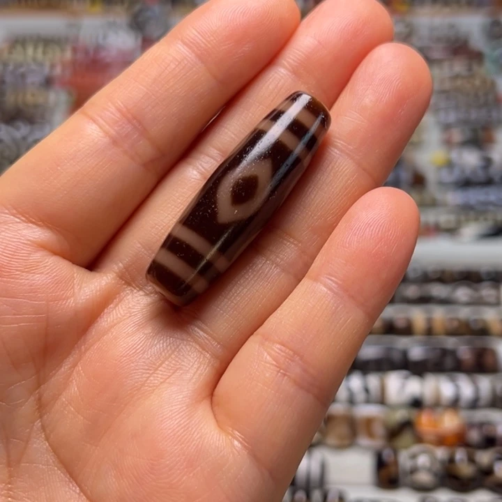 一***可玛瑙/玉髓未镶嵌颈饰