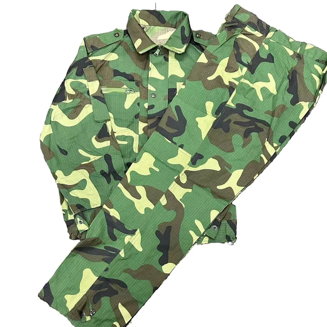 9120网格花色长袖长裤男士套装